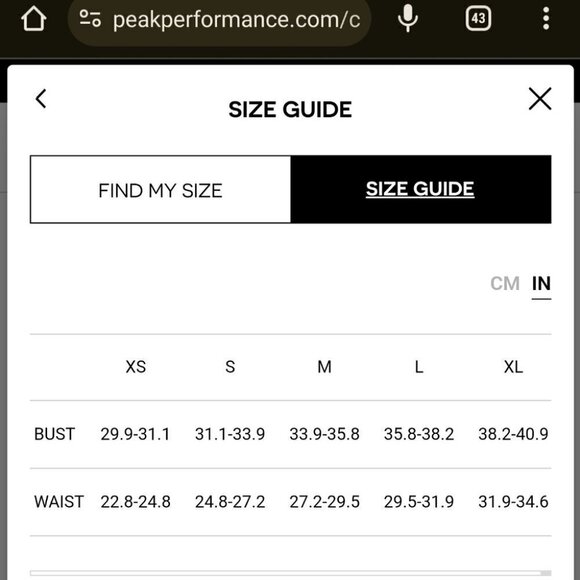 Peak Performance | Women's Original Crew Sweatshirt in Canary Lime - Picture 11 of 12